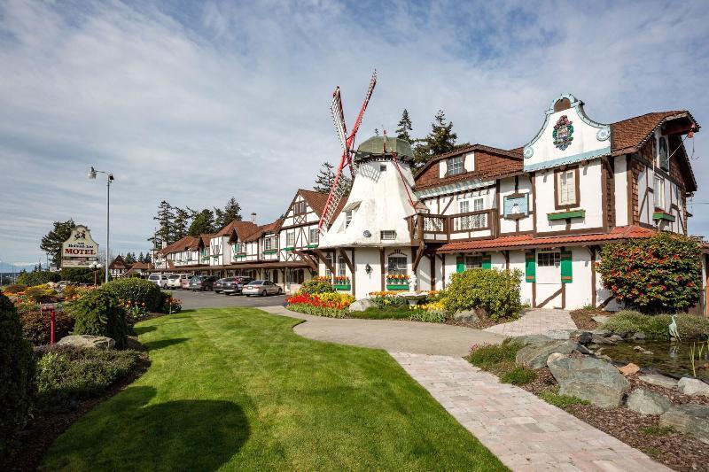 Auld Holland Inn Oak Harbor Exterior foto